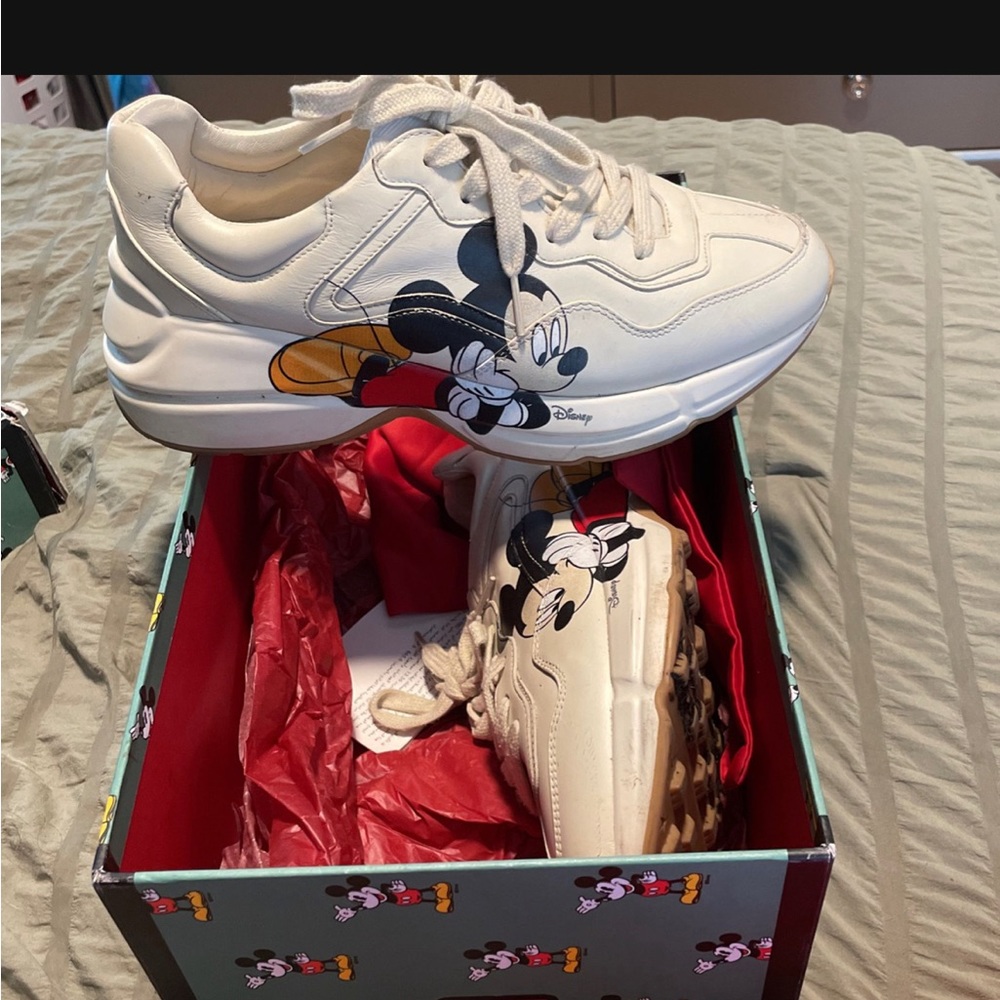 Gucci sneakers